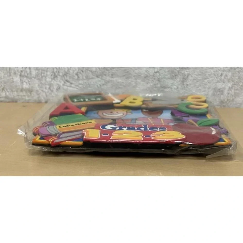 LAKESHORE Grades 1-2-3 Picture Frame NIP
